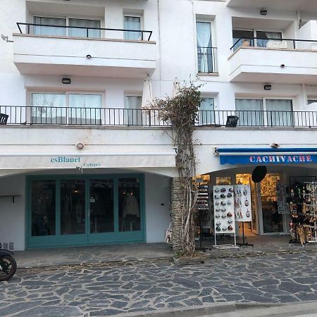 Apartaments S'Arenella 카다케스 외부 사진