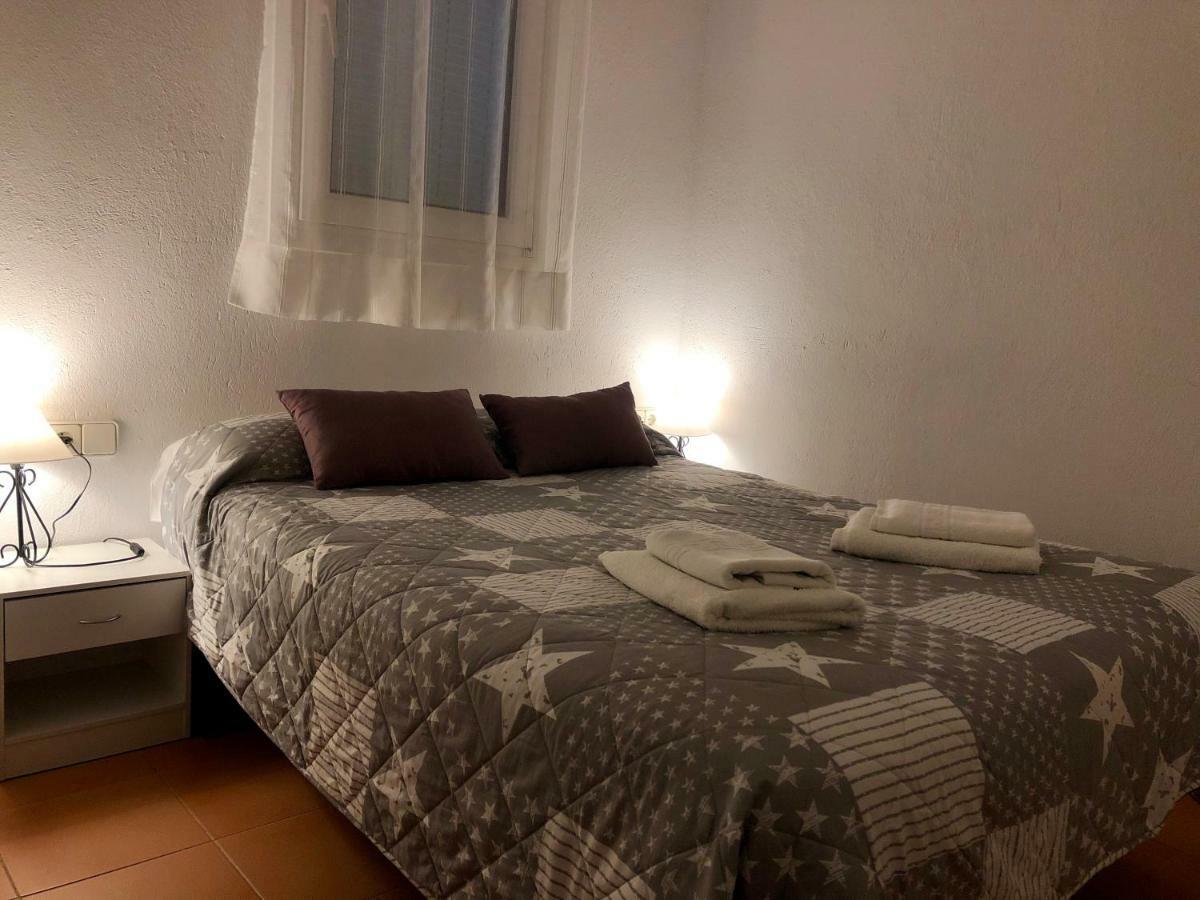 Apartaments S'Arenella 카다케스 외부 사진